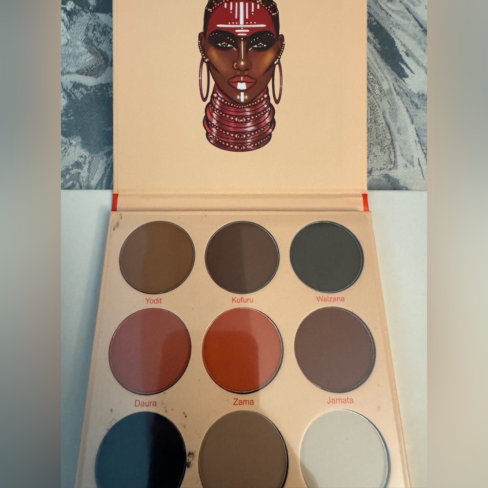 Brand New Juvia's Place The Warrior II Eyeshadow Palette - Picture 3 of 4